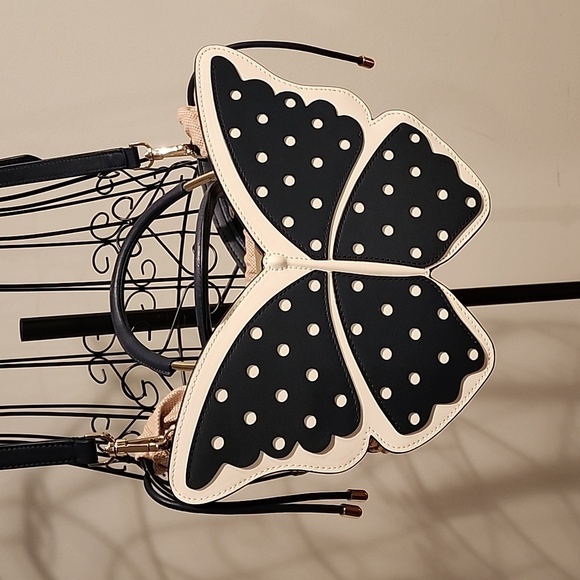 kate spade Handbags - Kate spade wing it butterfly basket purse EUC